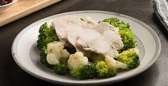 Chicken, Broccoli, and Cauliflower with Soy and Wasabi Dip